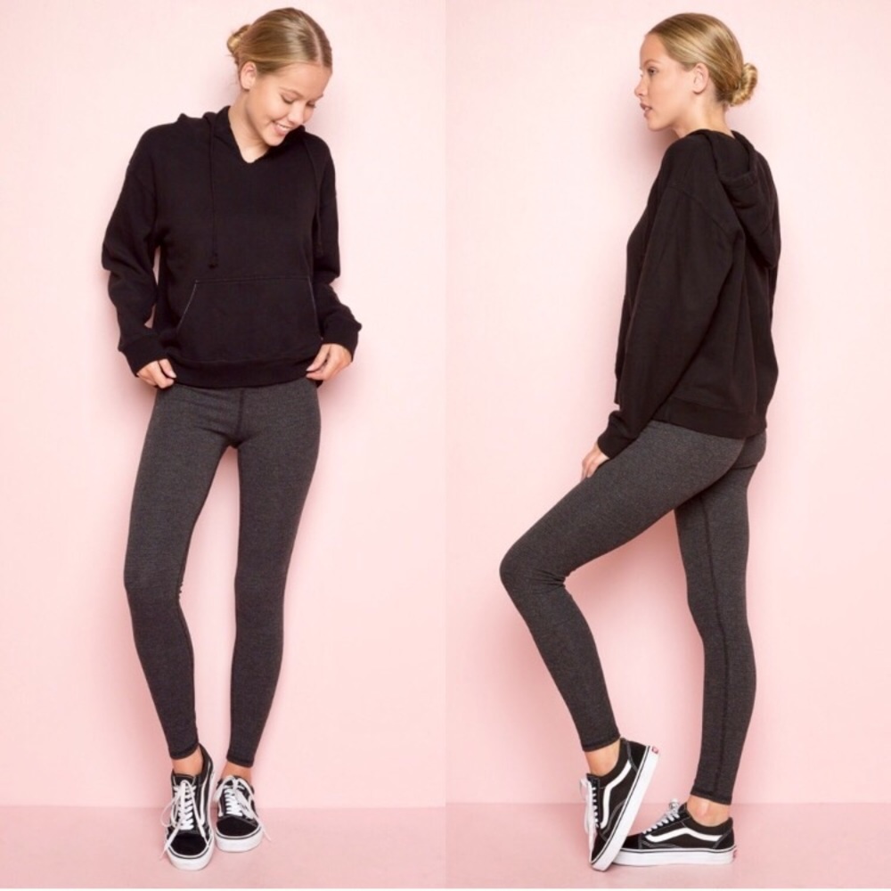 Brandy Melville Jaycee Charcoal Gray Leggings - Picture 1 of 8